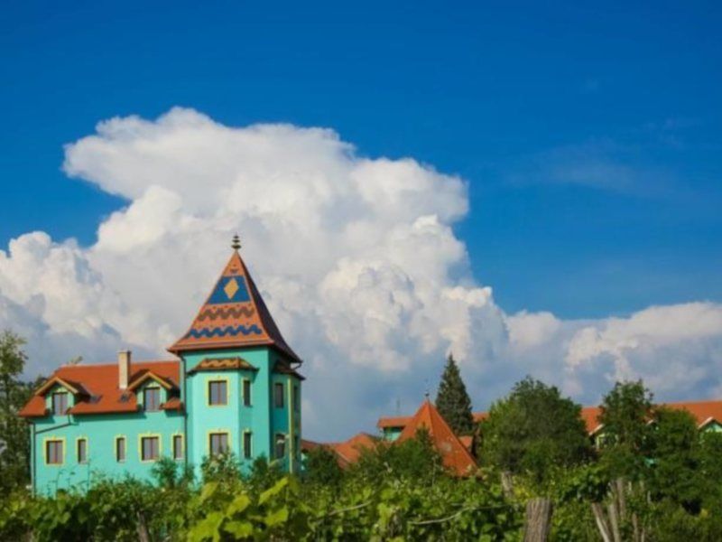 Vinski Dvor ปาลิช ภายนอก รูปภาพ