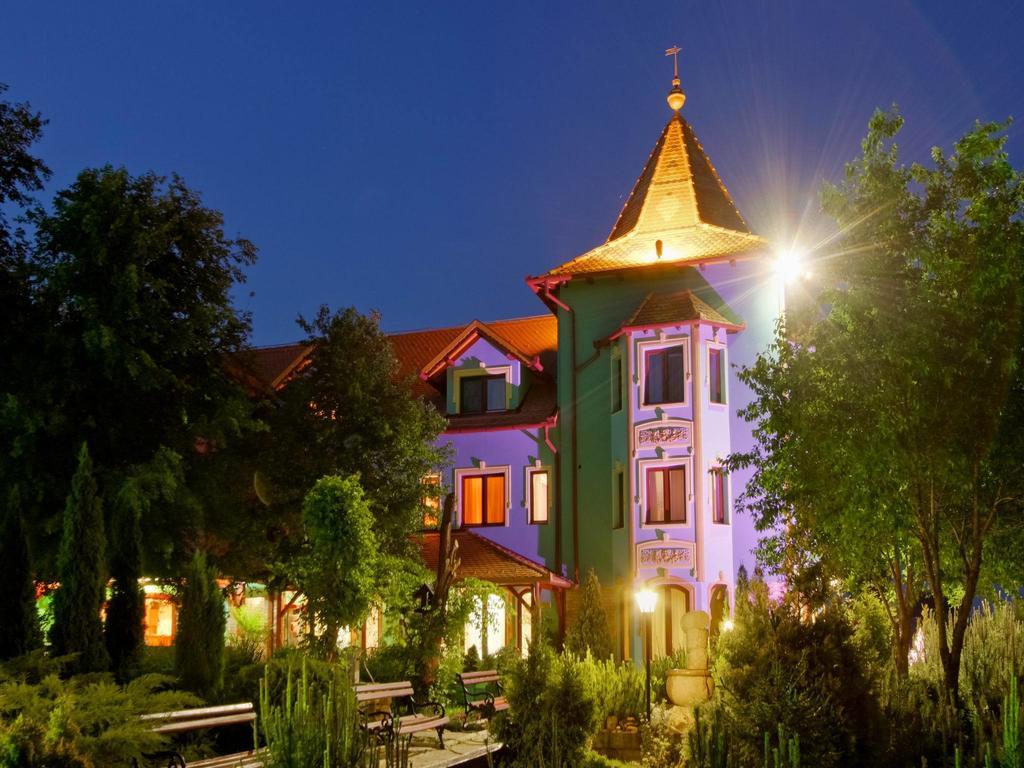 Vinski Dvor ปาลิช ภายนอก รูปภาพ