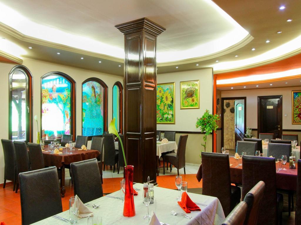 Vinski Dvor ปาลิช ภายนอก รูปภาพ
